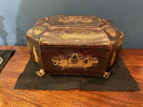 Chinese Lacquerware Tea Caddy