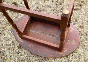 New England Oval Top Tavern Table