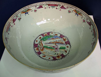 Very Rare Chinese Porcelain Hunt Bowl