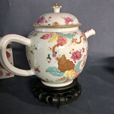 Partial Tobacco Leaf Tea Set